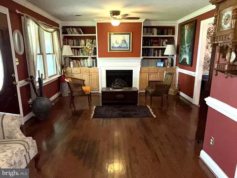 Living - 802 Foxwell Rd, Joppa, MD 21085 photo 1 of 1