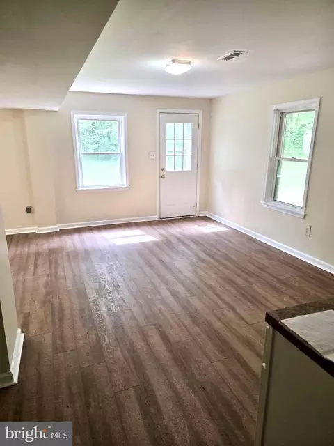 Living - 2404 Woodlea Dr, Joppa, MD 21085 photo 2 of 4