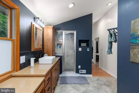 Bath - 607 Remington Rd, Fallston, MD 21047 photo 2 of 2