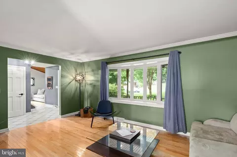 Entry Way - 607 Remington Rd, Fallston, MD 21047 photo 3 of 3