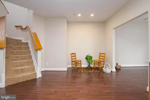 Living - 613 Berwick Ct, Abingdon, MD 21009 photo 5 of 7