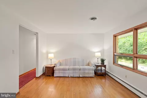 1906 Parkvue Rd, Fallston, MD 21047 photo 9