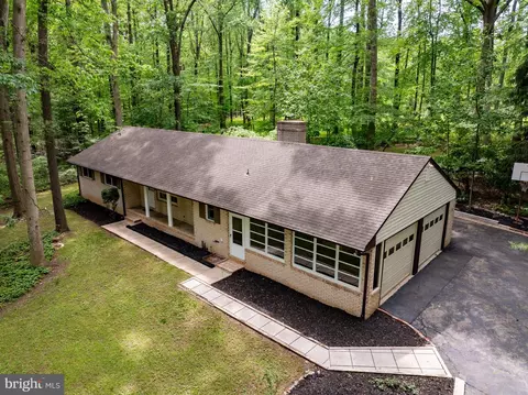1906 Parkvue Rd, Fallston, MD 21047 photo 3