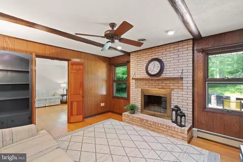1906 Parkvue Rd, Fallston, MD 21047 photo 11