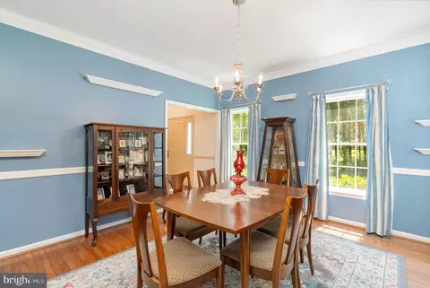Dining - 3170 Charles St, Fallston, MD 21047 photo 2 of 4