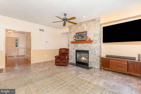 Living - 3170 Charles St, Fallston, MD 21047 photo 3 of 3