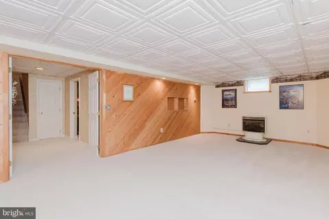 Living - 305 Overview Dr, Abingdon, MD 21009 photo 9 of 9