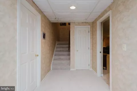 Entry Way - 305 Overview Dr, Abingdon, MD 21009 photo 5 of 5