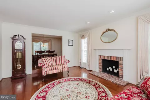 Living - 305 Overview Dr, Abingdon, MD 21009 photo 2 of 9