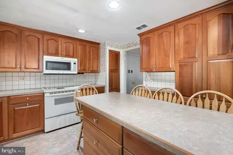 304 Blackburn Ct, Joppa, MD 21085 photo 10