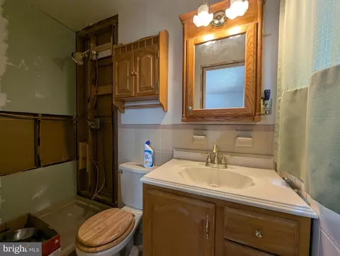 Bath - 417 Kemper Rd, Joppa, MD 21085 photo 6 of 7