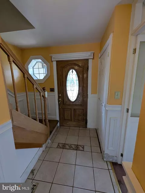Entry Way - 417 Kemper Rd, Joppa, MD 21085 photo 1 of 6