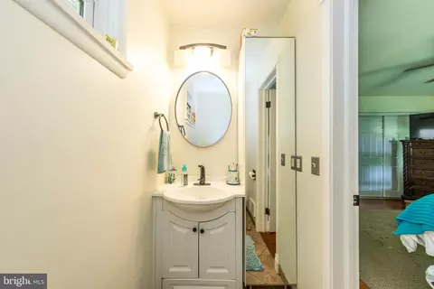 Entry Way - 1307 Philadelphia Rd, Joppa, MD 21085 photo 4 of 4