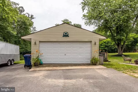 Exterior - 1307 Philadelphia Rd, Joppa, MD 21085 photo 7 of 21