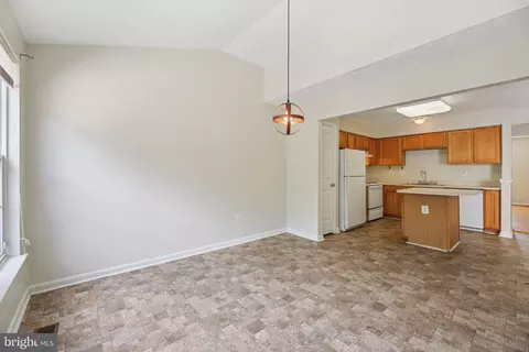 526 Sourghum Ct, Joppa, MD 21085 photo 6