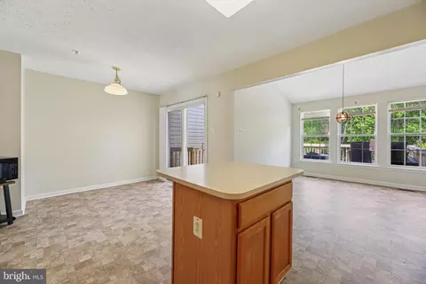 526 Sourghum Ct, Joppa, MD 21085 photo 9