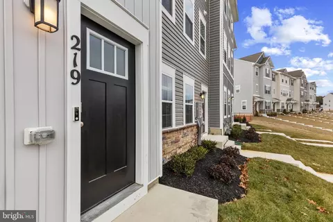 330 Hackley Dr, Joppa, MD 21085 photo 4