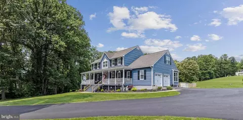 902 Saint Ann Dr, Street, MD 21154