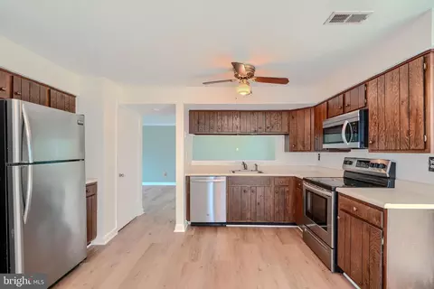 Kitchen - 2907 Byron Ct, Abingdon, MD 21009 photo 3 of 4