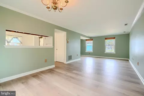 Living - 2907 Byron Ct, Abingdon, MD 21009 photo 4 of 4