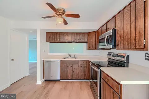 Kitchen - 2907 Byron Ct, Abingdon, MD 21009 photo 2 of 4