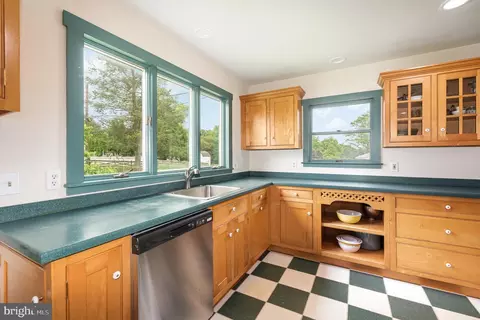 1316 Winding Valley Dr, Joppa, MD 21085 photo 11