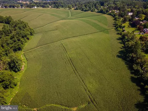 View/Area - 2131 Baldwin Mill Rd, Fallston, MD 21047 photo 4 of 41