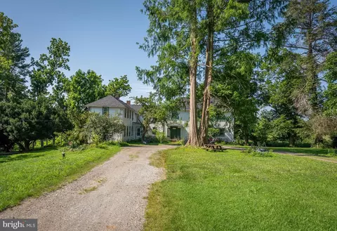 Exterior - 2131 Baldwin Mill Rd, Fallston, MD 21047 photo 2 of 4