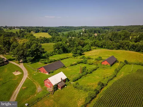 View/Area - 2131 Baldwin Mill Rd, Fallston, MD 21047 photo 12 of 41