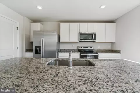 1005 Bunch Berry Dr, Joppa, MD 21085 photo 7