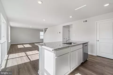 1005 Bunch Berry Dr, Joppa, MD 21085 photo 11