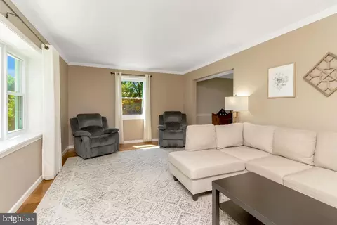 Living - 671 Trimble Rd, Joppa, MD 21085 photo 1 of 4