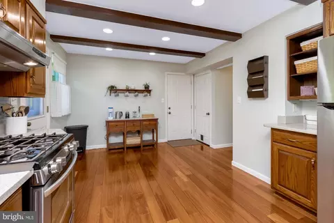 Entry Way - 671 Trimble Rd, Joppa, MD 21085 photo 3 of 4