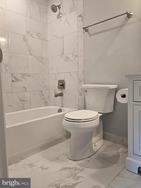 Bath - 424 Trimble Rd, Joppa, MD 21085 photo 2 of 4