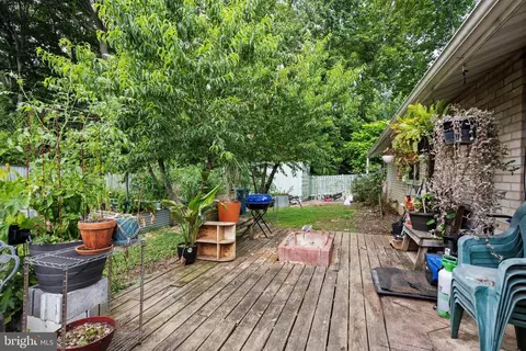 Exterior - 902 Joppa Farm Rd, Joppa, MD 21085 photo 3 of 8