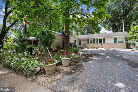 Exterior - 902 Joppa Farm Rd, Joppa, MD 21085 photo 2 of 8
