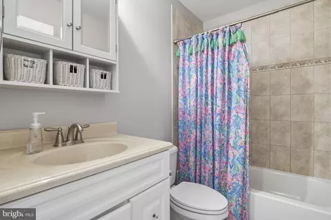 Bath - 2306 Choate Rd, Fallston, MD 21047 photo 2 of 3