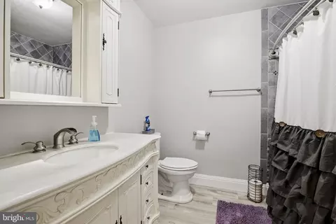 Bath - 2306 Choate Rd, Fallston, MD 21047 photo 3 of 3
