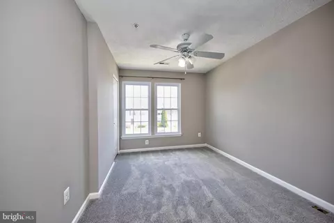 Bedroom - 580 Macintosh Cir, Joppa, MD 21085 photo 2 of 5