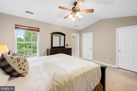 Bedroom - 560 Doefield Ct, Abingdon, MD 21009 photo 3 of 5