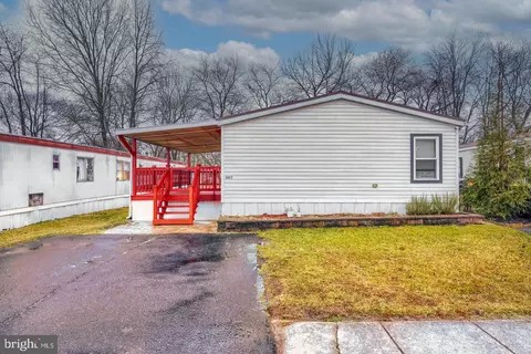 1907 Steven Dr, Edgewood, MD 21040