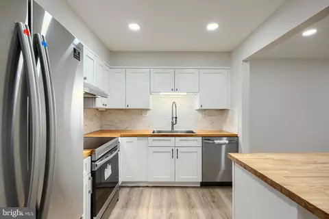 Kitchen - 177 Farm Rd, Aberdeen, MD 21001 photo 1 of 3