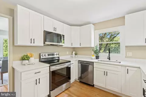 Kitchen - 2701 Mede Ct, Fallston, MD 21047 photo 3 of 6