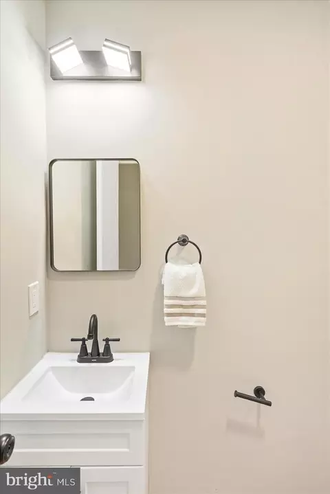 Bath - 2701 Mede Ct, Fallston, MD 21047 photo 5 of 5