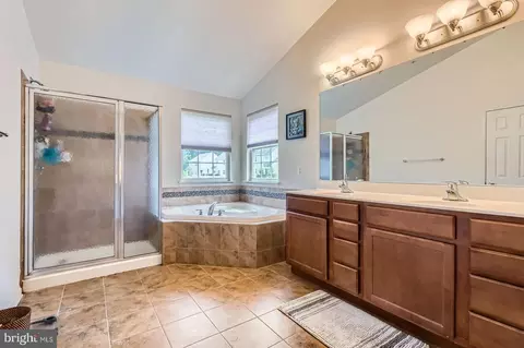Bath - 413 Rogers Ford Ln, Joppa, MD 21085 photo 1 of 3