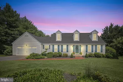 5121 Meadowview Dr, White Hall, MD 21161