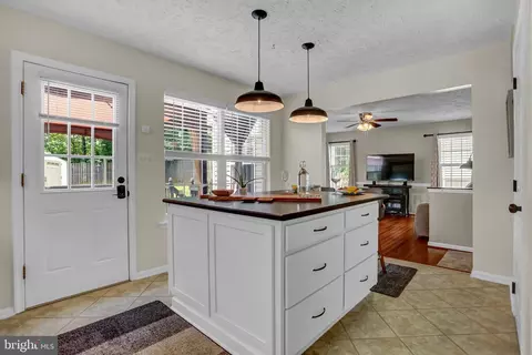 Kitchen - 3202 Lanham Dr, Abingdon, MD 21009 photo 6 of 6
