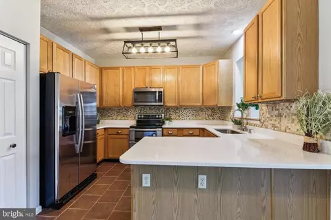 Kitchen - 582 Doefield Ct, Abingdon, MD 21009 photo 1 of 3