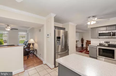 Kitchen - 914 Deer Ct, Abingdon, MD 21009 photo 4 of 4