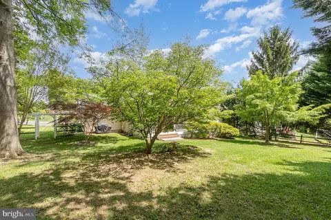 Exterior - 914 Deer Ct, Abingdon, MD 21009 photo 5 of 6